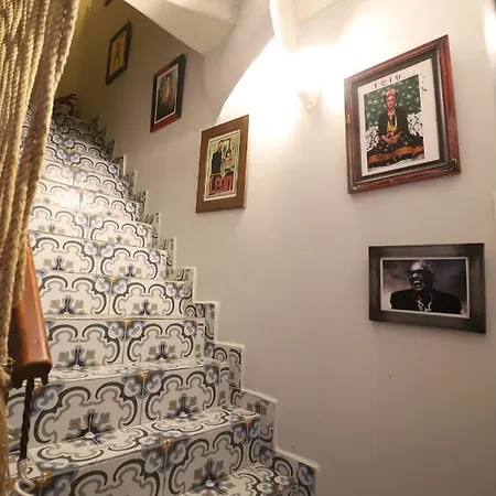 فندق Gagarin Pub & أنطاليا