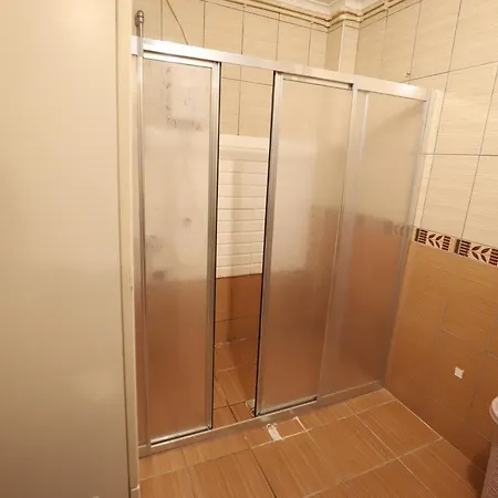 Szálloda Gagarin Pub & *