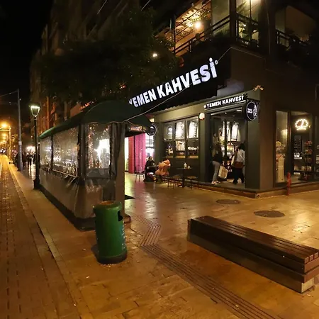 Gagarin Pub & Szálloda *