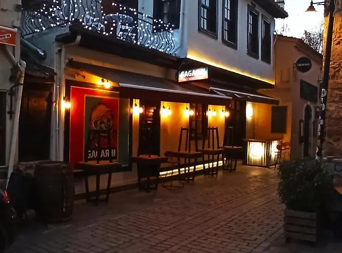 Gagarin Pub & * Antália