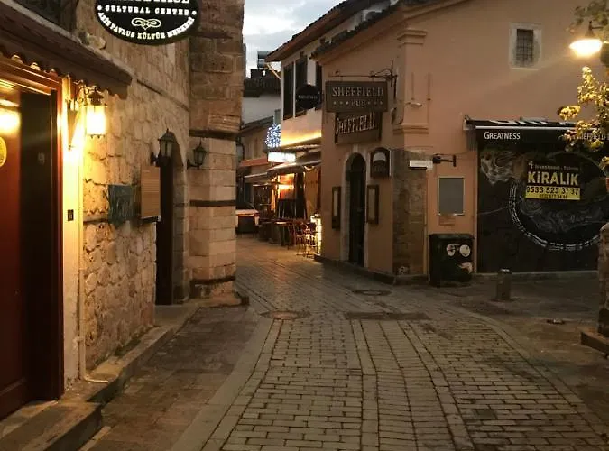 Gagarin Pub & * Antalya