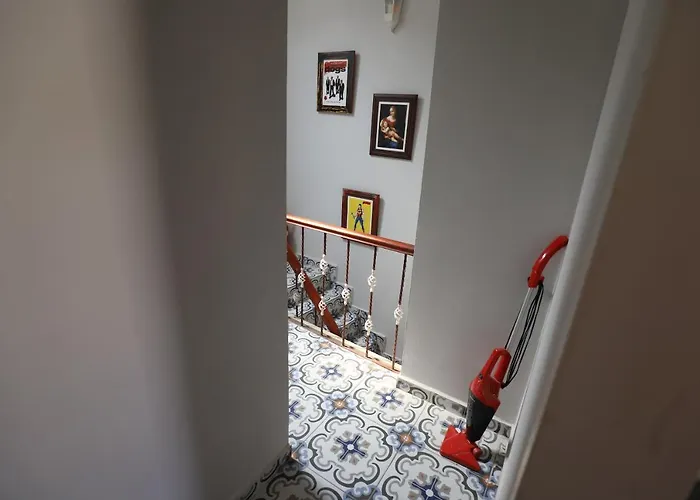 Gagarin Pub & Hotel *