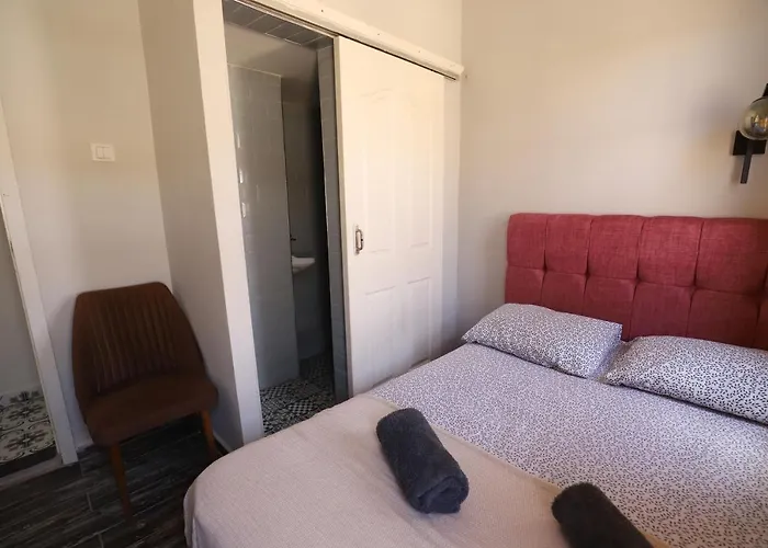 Gagarin Pub & Hotel Antália