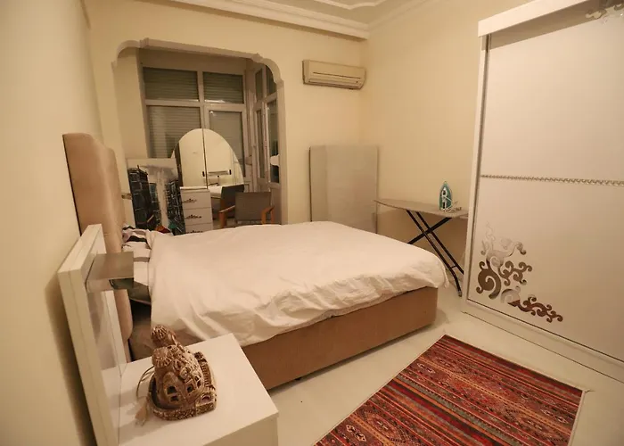 Gagarin Pub & Hotel Antália