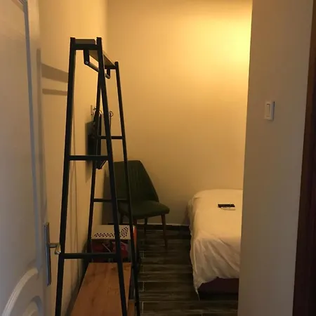 Gagarin Pub & Отель *